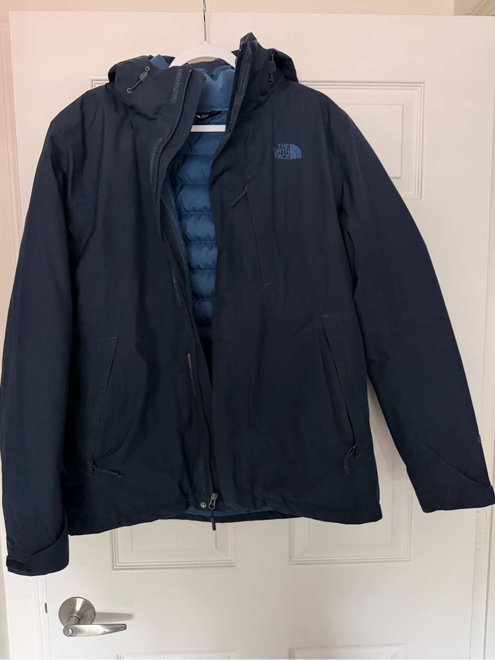2 in 1 - The North Face Men’s Navy Hooded Insulated Jacket